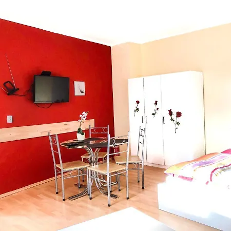 Ferienwohnung Messe * Cologne