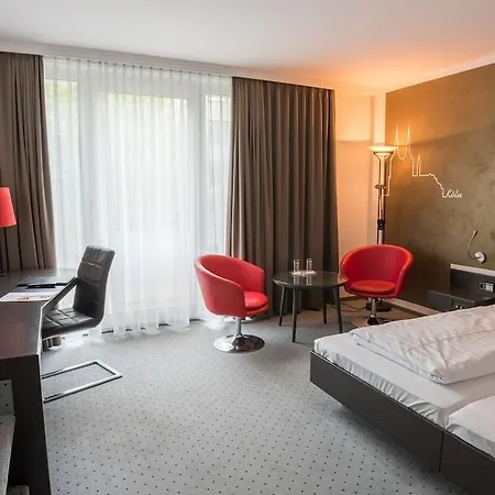 Senats Hotel 3*