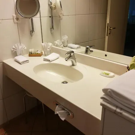 An Der Philharmonie Hotel 4*