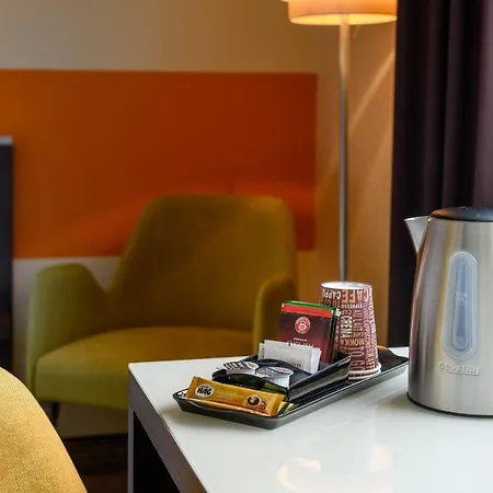 Mercure West Hotel 4*