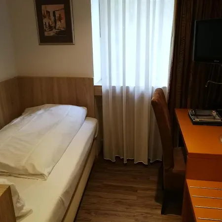 Hotel An Der Philharmonie 4*