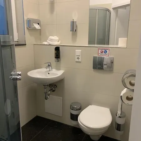 Apartment Lovely Studio West 1 *