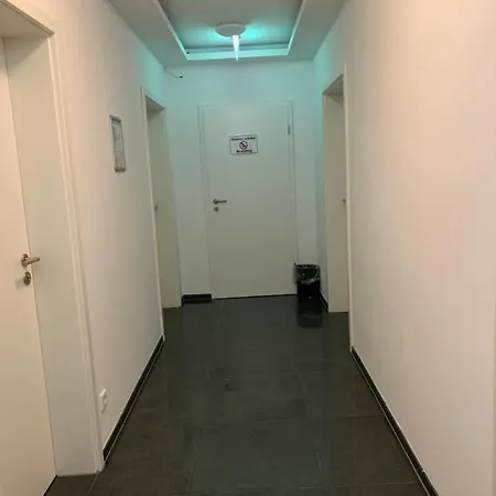 Lovely Studio West 1 *