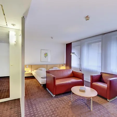 Maternushaus Hotel 4*