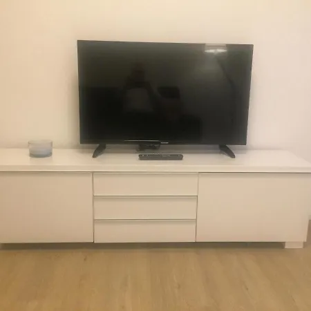 Cologne-apartment-nippes