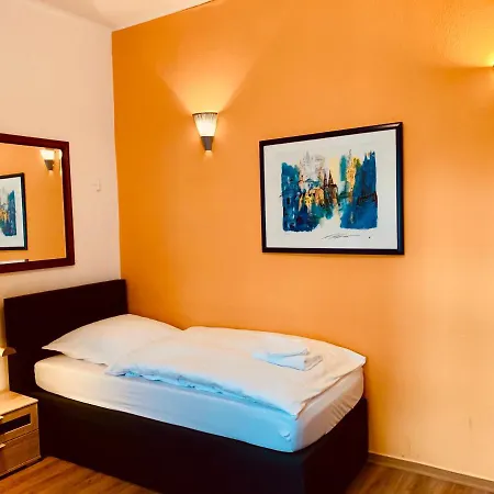 Zur Eule 3* Cologne