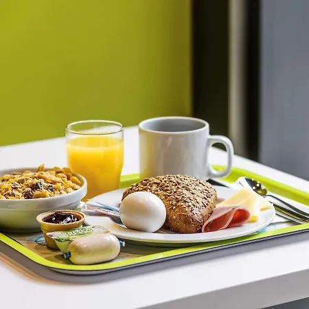 Ibis Budget Messe Hotel 2*