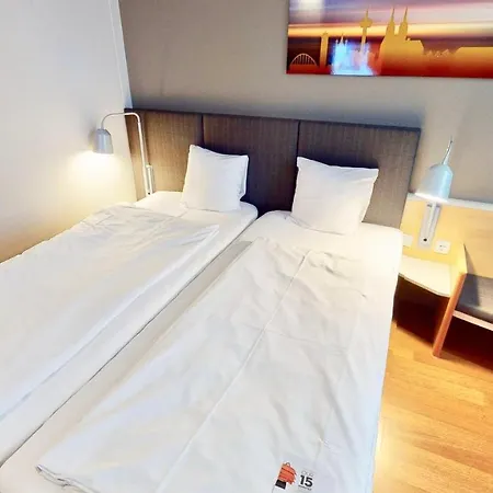 Hotel Ibis Airport Cologne