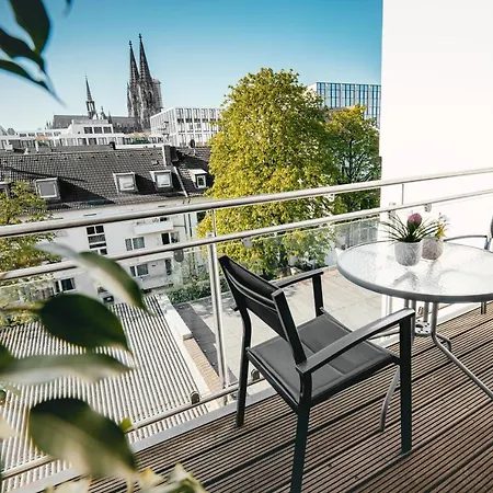 Haus Am Dom - Und *