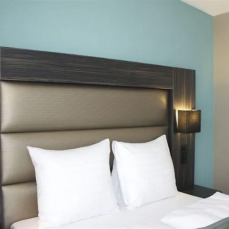 Hotel Centro Ayun 3*