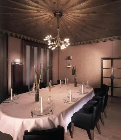 Dom Hotel 5*