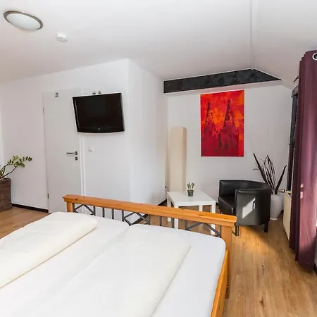 Pohlhof 3* كولونيا