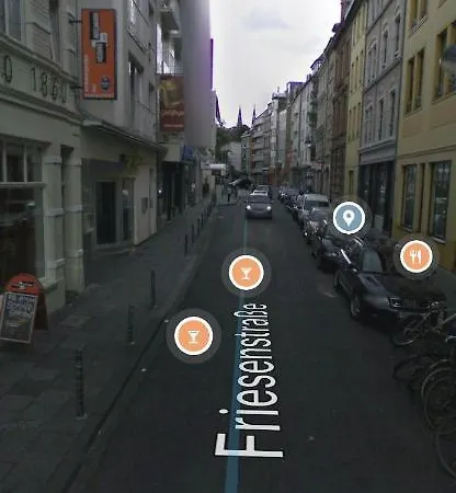 Shared Apartment, Friesenplatz Appartamento