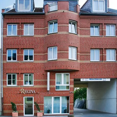 Regina -garni Nocleg ze śniadaniem 3*