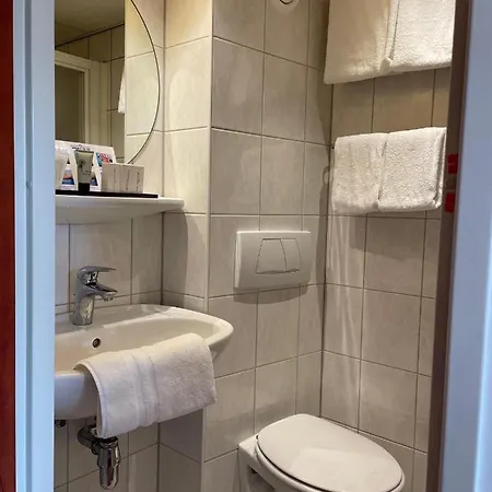 Fairtours Hotelschiff Rembrandt Van Rijn*** Koeln Πλωτό κατάλυμα