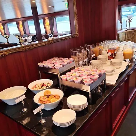 Fairtours Hotelschiff Rembrandt Van Rijn*** Koeln Πλωτό κατάλυμα