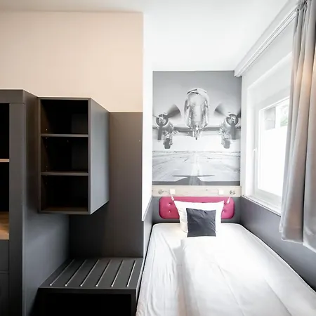 Smarty Airport - Kontaktloser Self Check-in Otel