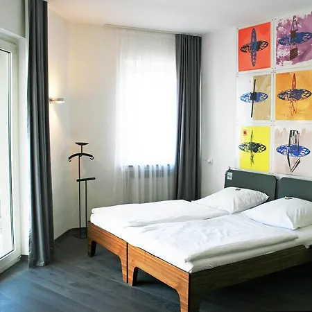Chelsea 3* Cologne