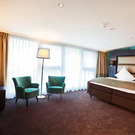 Centro Ayun Hotel