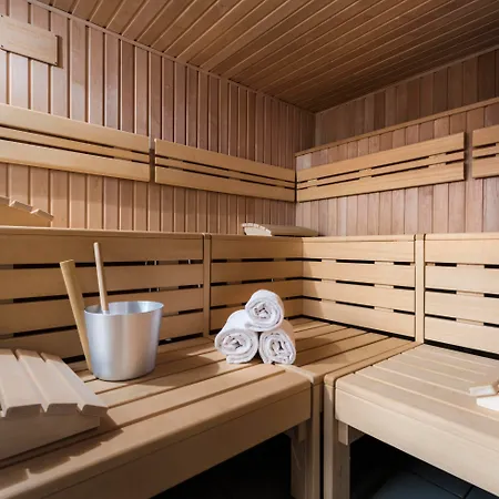 Tryp By Wyndham Centre 4* Colonia