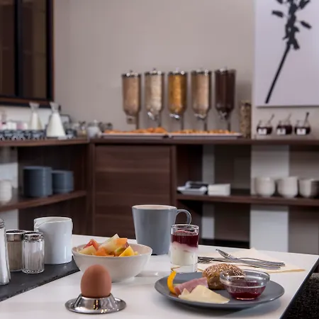 Hotel Tryp By Wyndham Centre Colonia