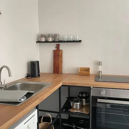 Schone In Ehrenfeld Cologne