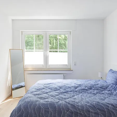 Grosse Gemutliche Mit Waldblick Keulen