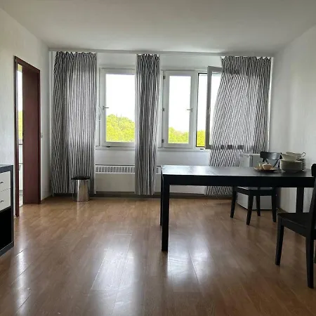 Moeblierte Im Herkules Neuehrenfeld Apartamento Colonia