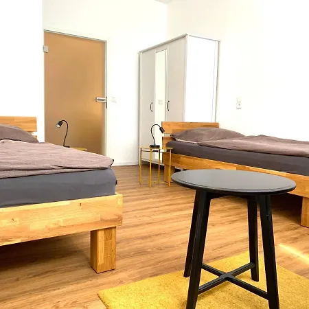 2 Schlafzimmer, Kueche, Bad Apartment Cologne