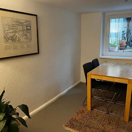 Volksgarten Mit Innenhof Appartement *