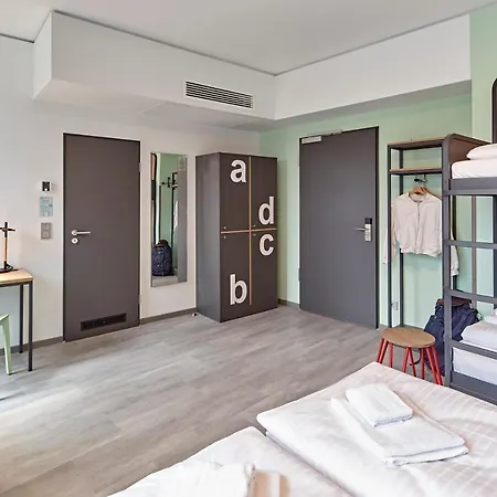 Hotel Meininger Koeln West Colonia