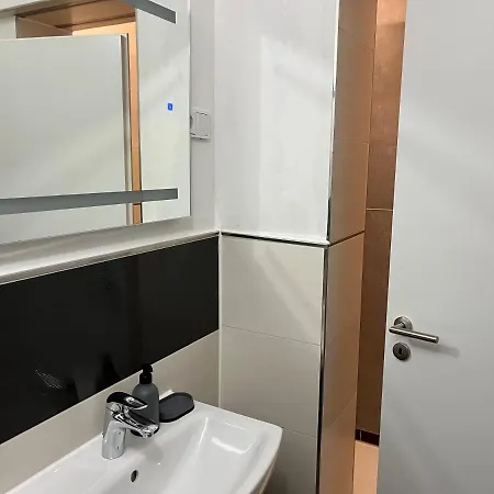 Апартаменты Belgisches Viertel Accomondation *