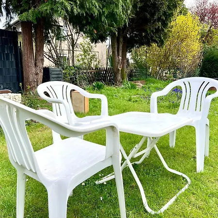 Comfy Mit Garten In Apartamento Colonia