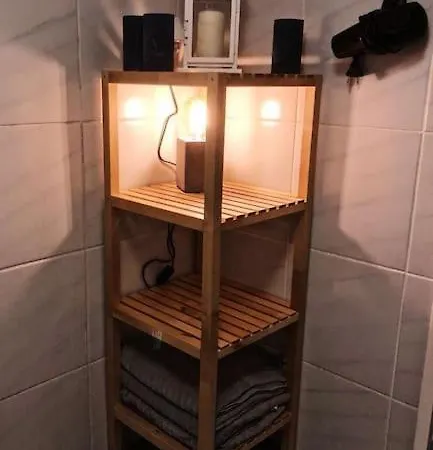 Appartement Charmante Gartenwohnung Mit Privatem Grossen Garten Cologne