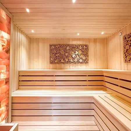 Gaestehotel Lucendi Premium Lounge * Hohenleimbach