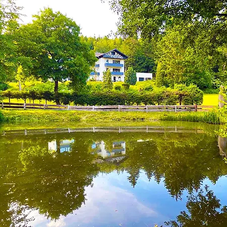 Gaestehotel Lucendi Premium Lounge Hotel Hohenleimbach