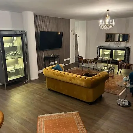 Luxurioese Mit Sauna Und Whirlpool * Kolonia