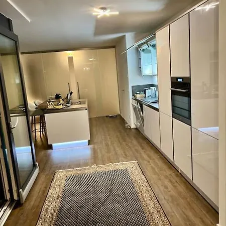 Luxurioese Mit Sauna Und Whirlpool Apartament