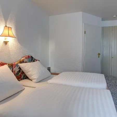 Centro Arde City, Trademark Collection By Wyndham 2* Cologne