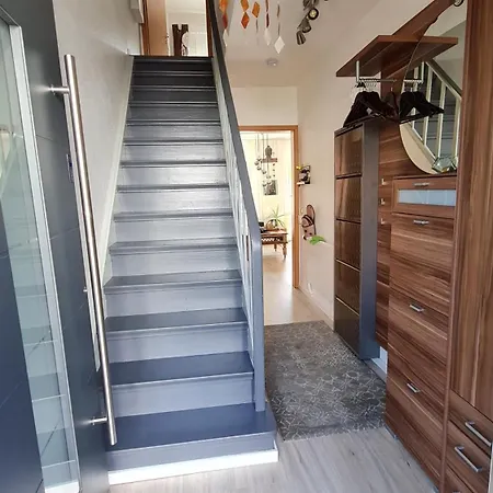 Appartement Haus Mit Garten, 20 Min. Zum Dom&messe *