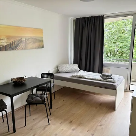 Appartamento Monteurwohnung In Koeln-kalk *