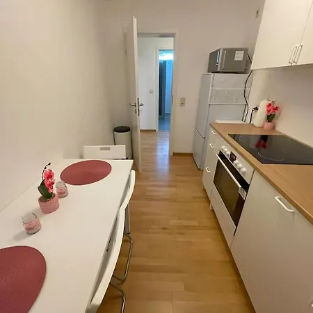 公寓 Cozy Studio In Neusser Street