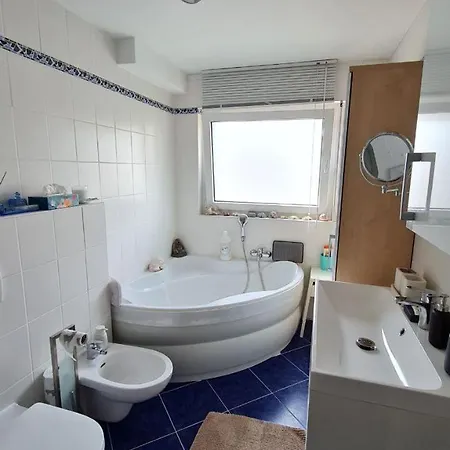 Appartement Haus Mit Garten, 20 Min. Zum Dom&messe