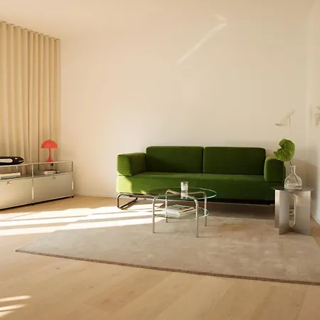 Designerwohnung In Der Suedstadt Kolonia