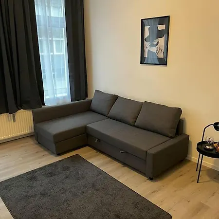 On The Rhine, Appartement *