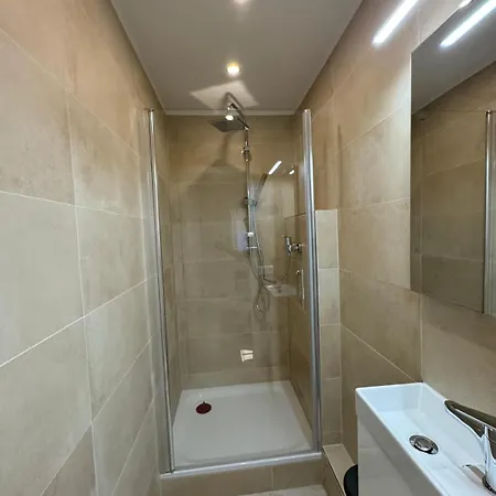 Moderne In Zollstock Апартаменты Кёльн