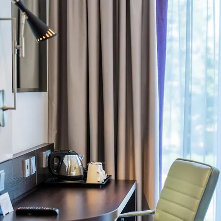 Premier Mediapark 3* Κολωνία