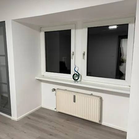 On The Rhine, Appartement