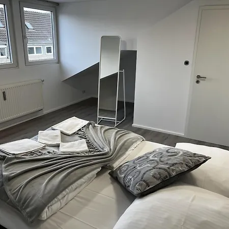 On The Rhine, Appartement *