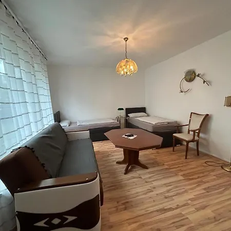Apartment Colonia * Kolonia